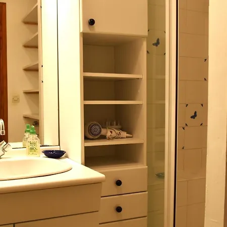 Vaujanylocations - Claret 2 15 Appartement *